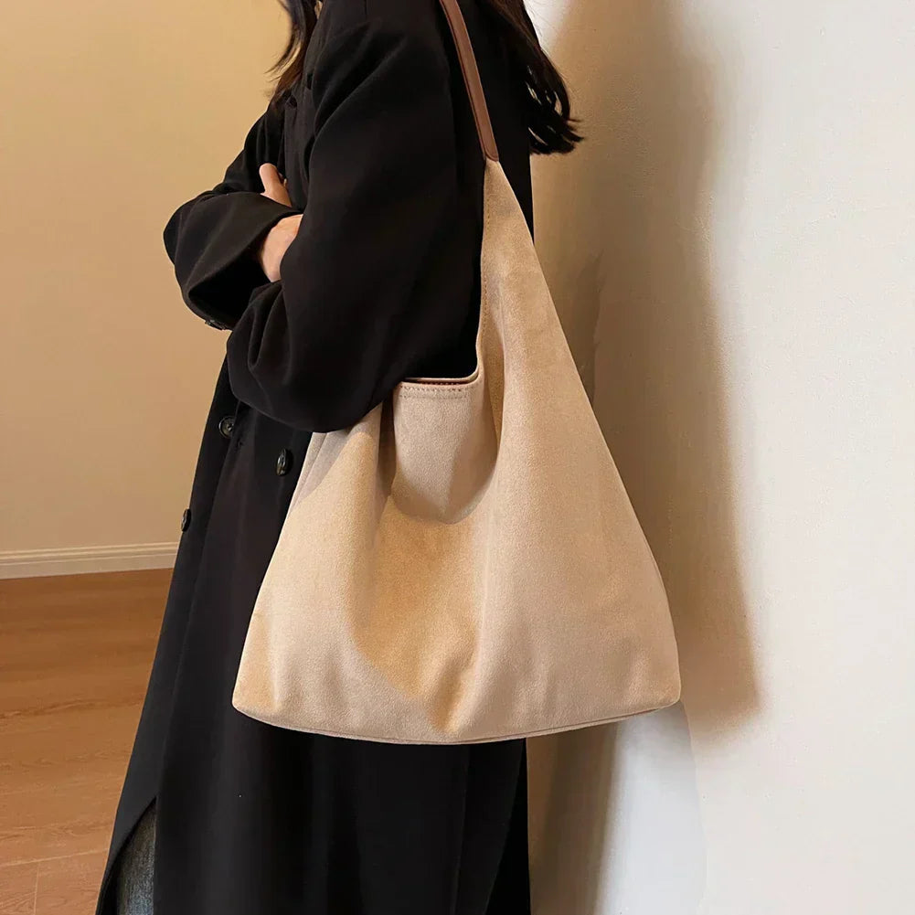 Bolso Tote de Ante Amplio Espacio y Estilo Moderno Carlos