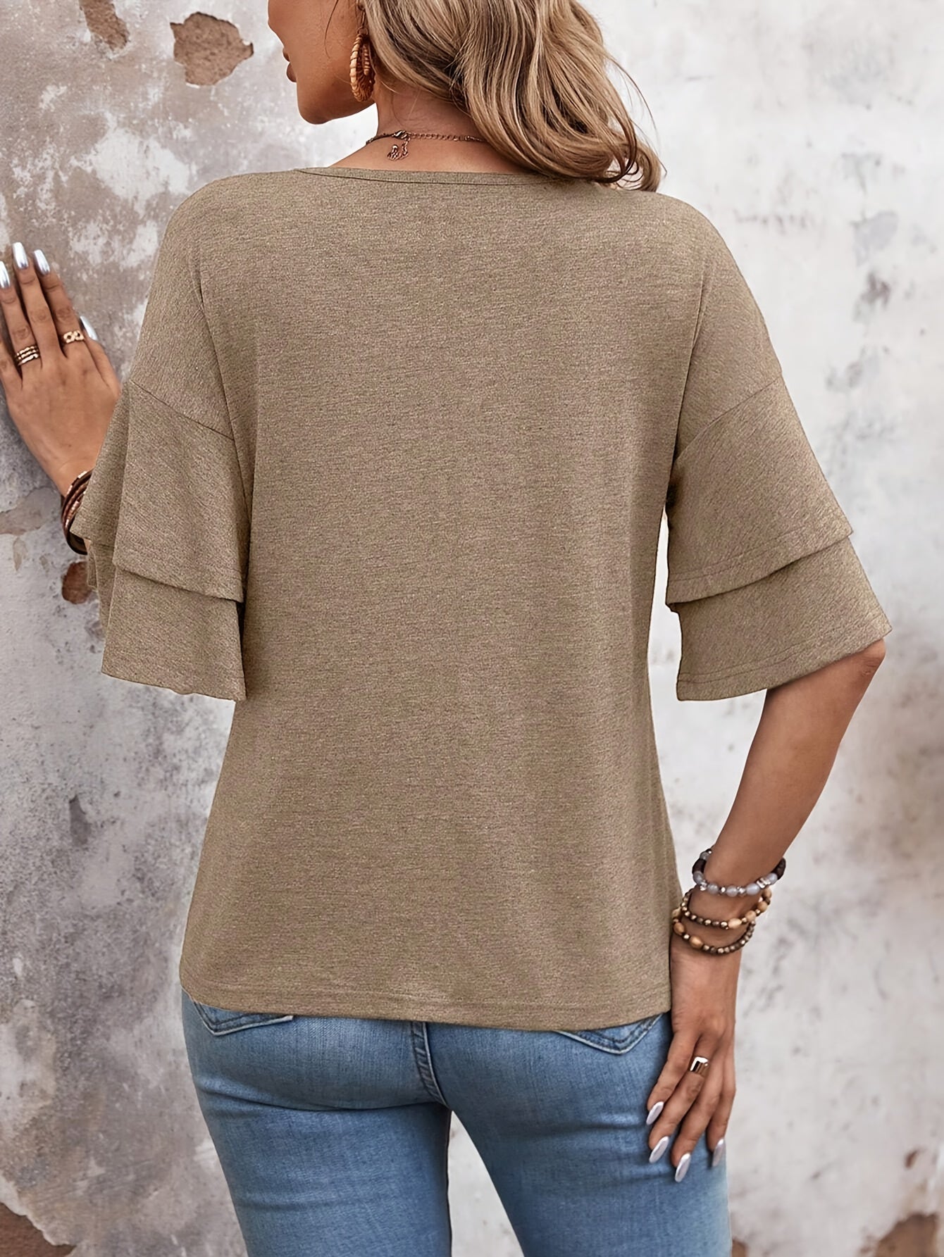 Camiseta Mujer Escote V Mangas Acampanadas Con Estilo Ana