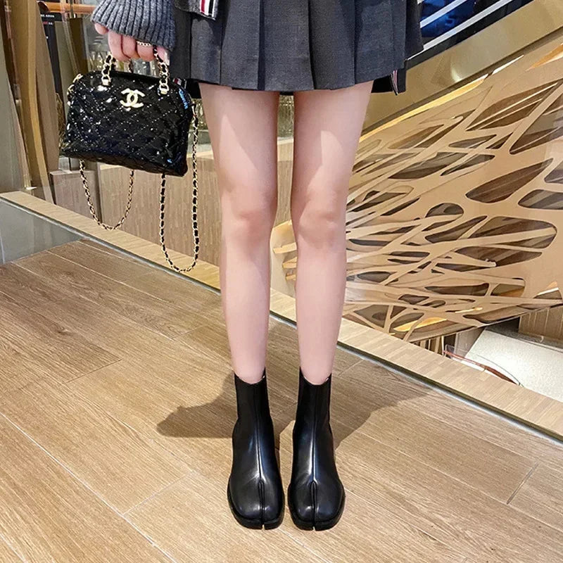 Women's Split-Toe Leather Boots