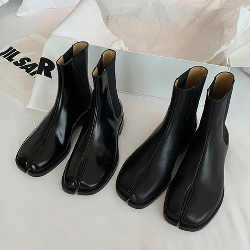 Women's Split-Toe Leather Boots