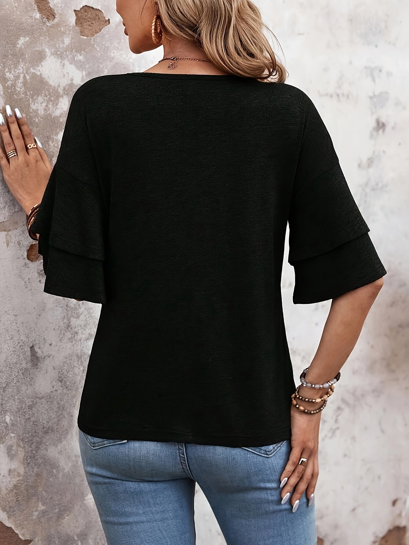 Camiseta Mujer Escote V Mangas Acampanadas Con Estilo Ana