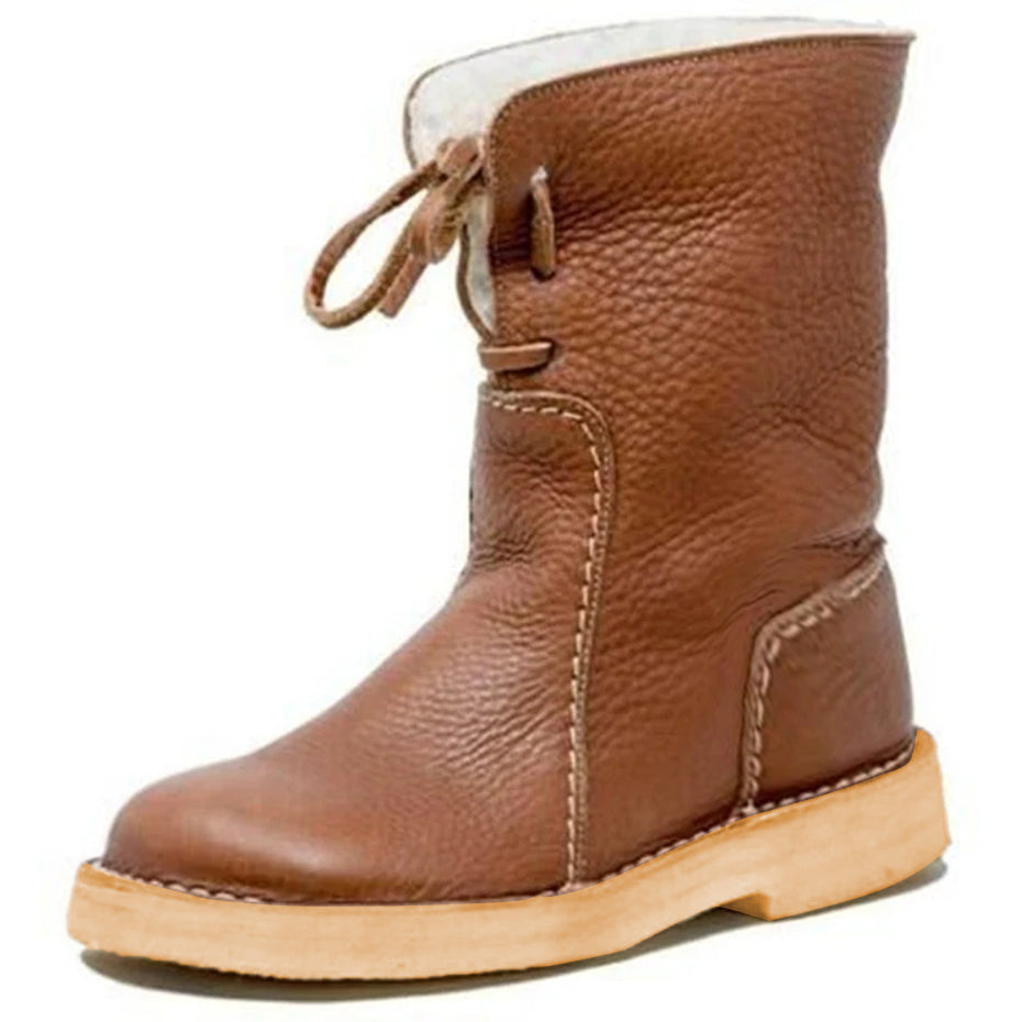 Insulated Leather Boots With Double Stitching